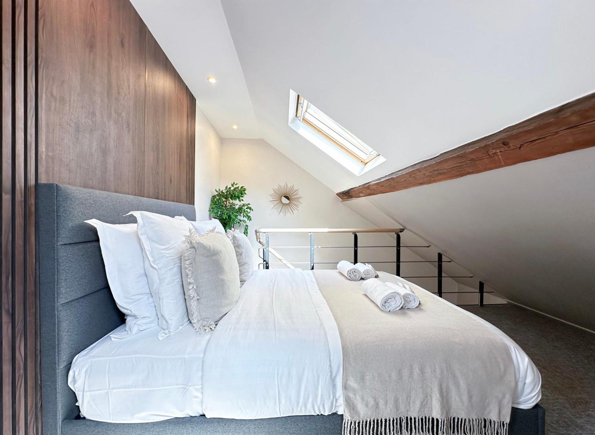 Stylish & Chic Duplex Near Eiffel Tower Lägenhet Paris Exteriör bild