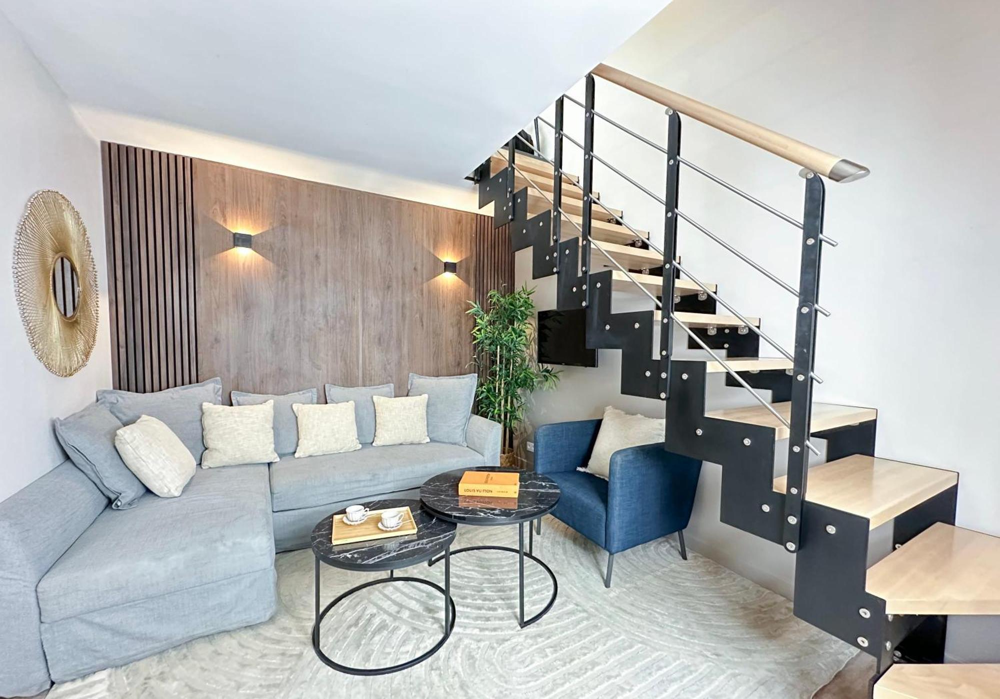 Stylish & Chic Duplex Near Eiffel Tower Lägenhet Paris Exteriör bild