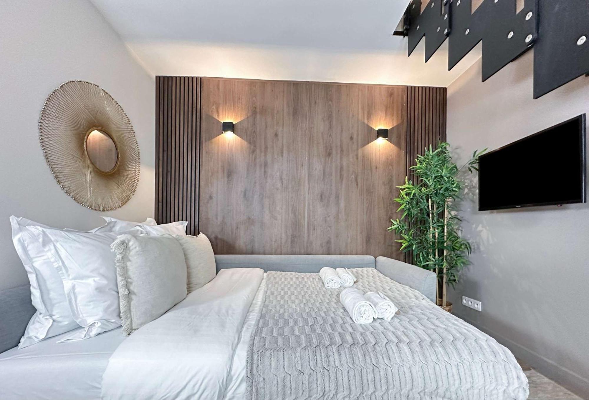Stylish & Chic Duplex Near Eiffel Tower Lägenhet Paris Exteriör bild