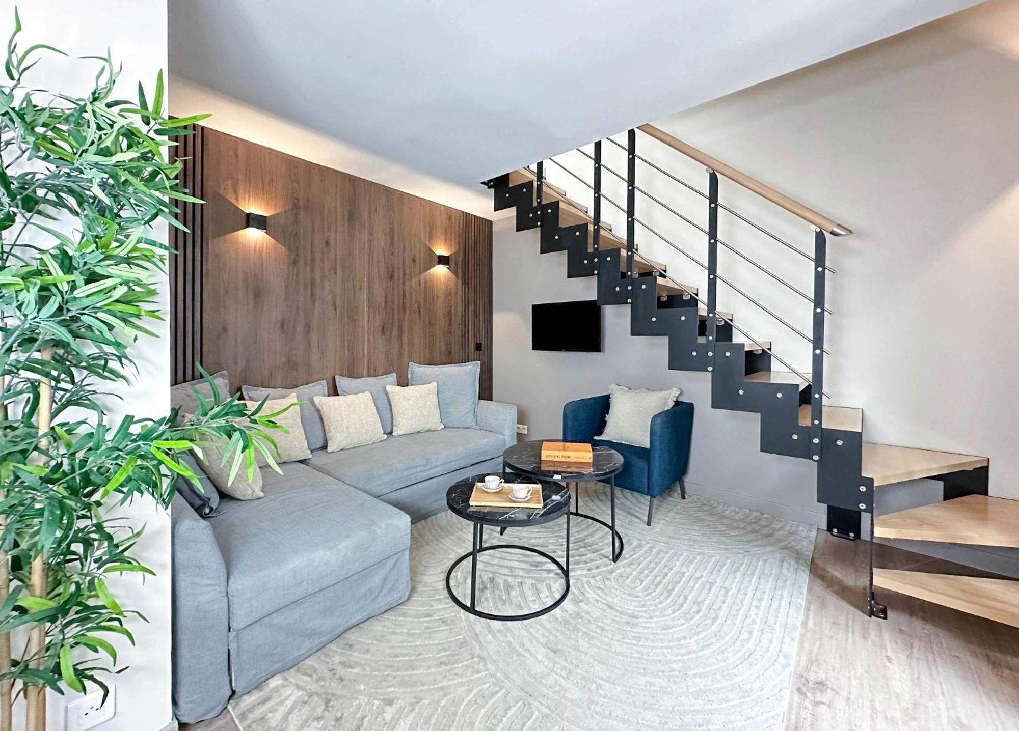 Stylish & Chic Duplex Near Eiffel Tower Lägenhet Paris Exteriör bild